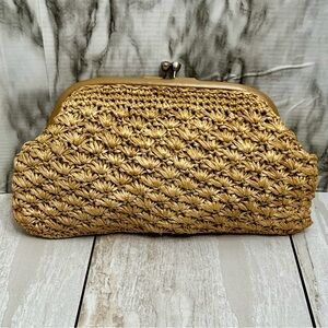 Vintage Tan Raffia Kiss Lock Clutch Purse Hand Made 50’s Summer Coastal Cowgirl